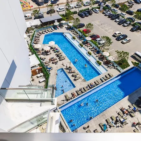 Lägenhet Abovethesea By Alezzi Resort&spa Năvodari