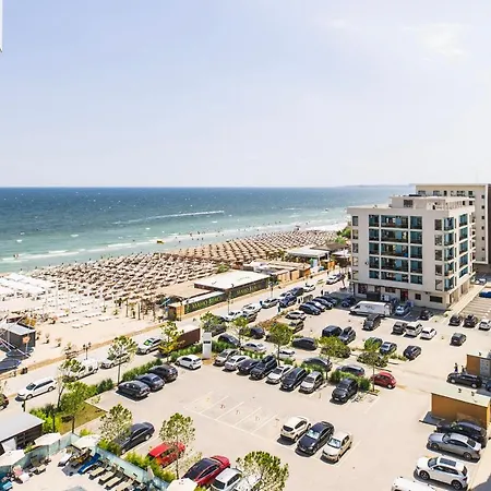 Abovethesea By Alezzi Resort&spa Năvodari