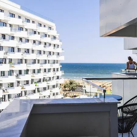 Abovethesea By Alezzi Resort&spa Năvodari