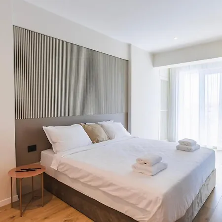Abovethesea By Alezzi Resort&spa *